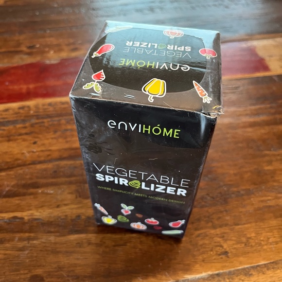 envihome Vegetable Spiralizer - New in Plastic - Picture 6 of 8